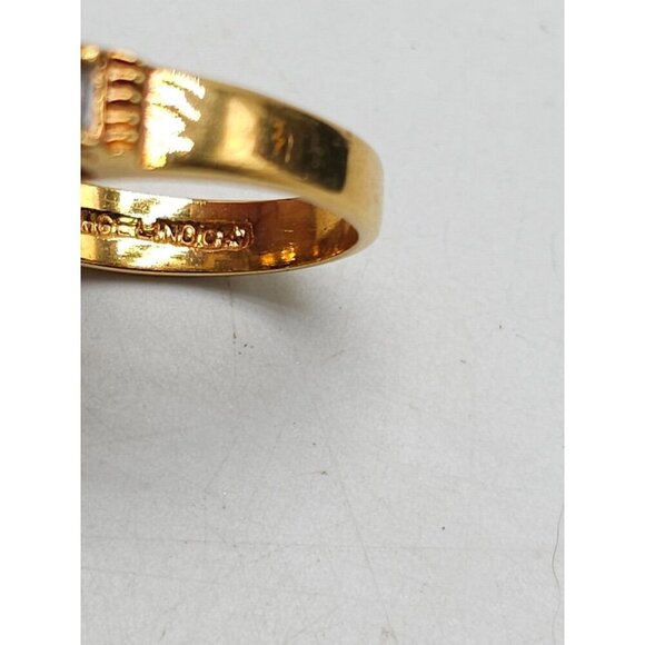 LIND 14K Gold Electroplate Emerald Cut Clear Crystal Band Ring Gold Tone Size 6 - Picture 7 of 8